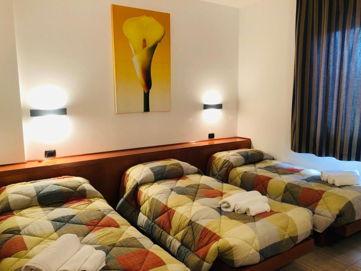 Hotel Softwood Recanati Bagian luar foto