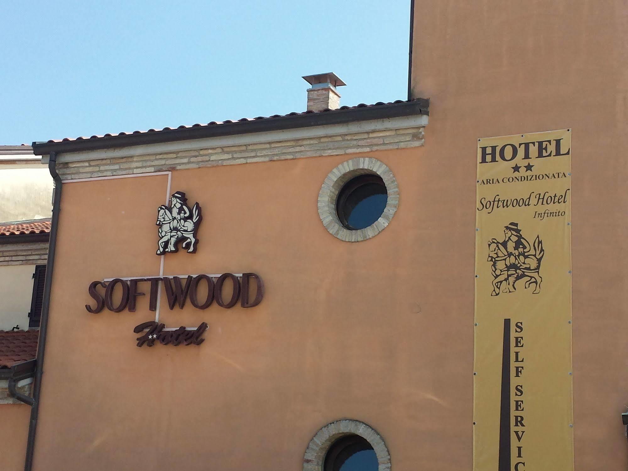 Hotel Softwood Recanati Bagian luar foto